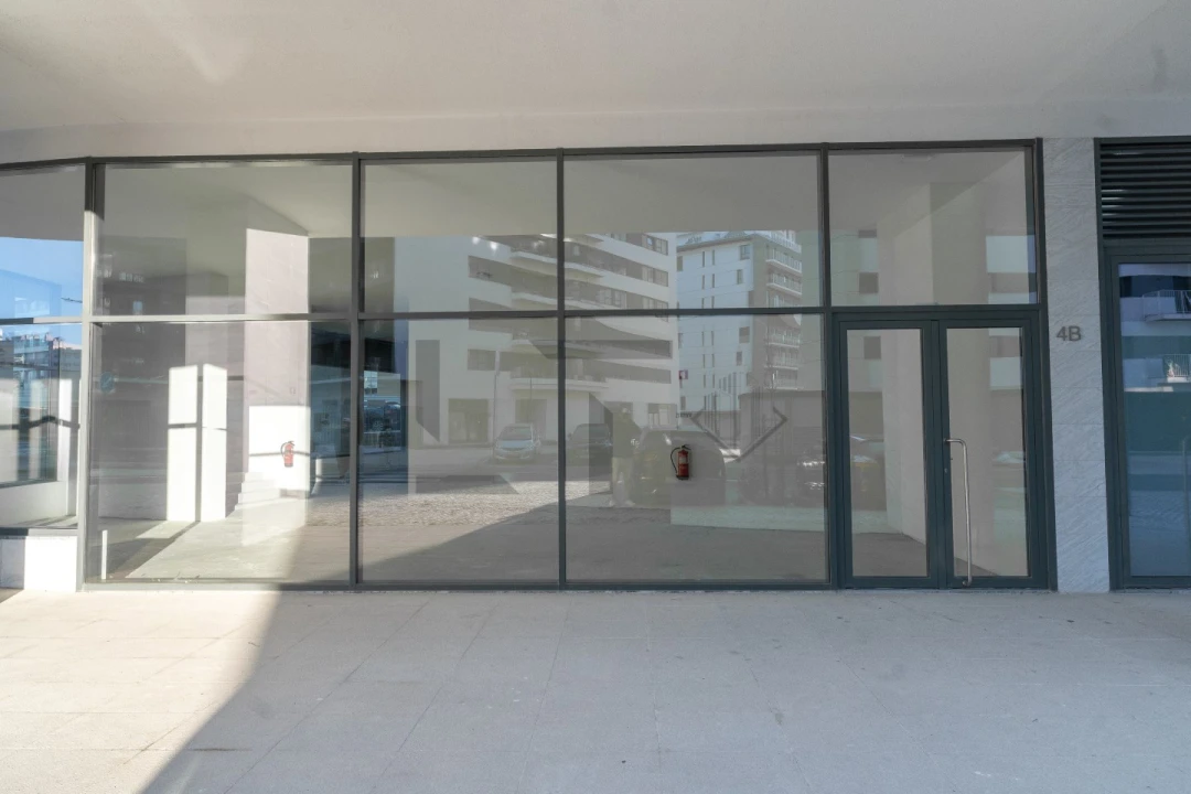 Loja para Arrendamento em Lumiar Foto 15