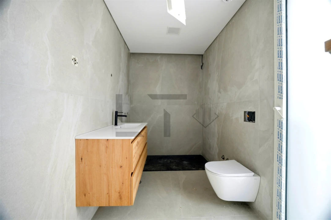 Moradia T3 para Venda em São Domingos de Rana Foto 25