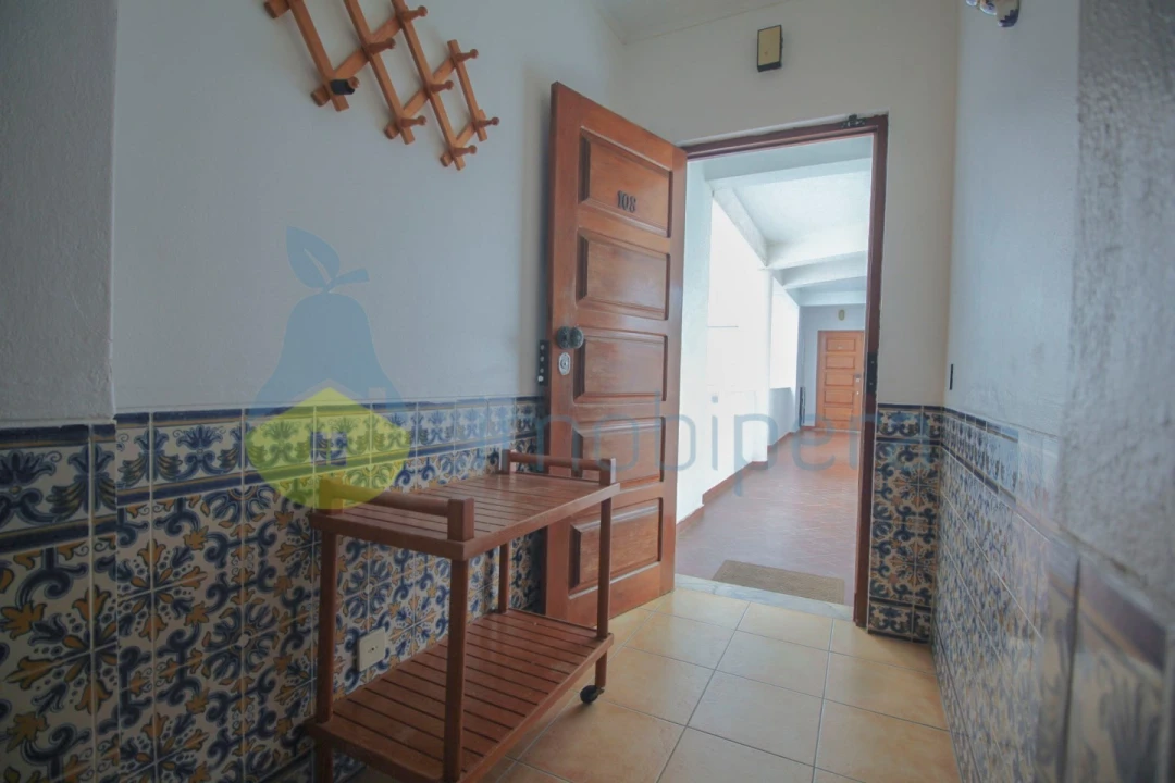 Apartamento T1 para Venda em Albufeira e Olhos de Água Foto 8