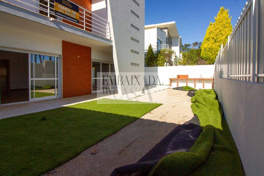 Moradia T4 para Venda em Sesimbra (Castelo) Foto 11