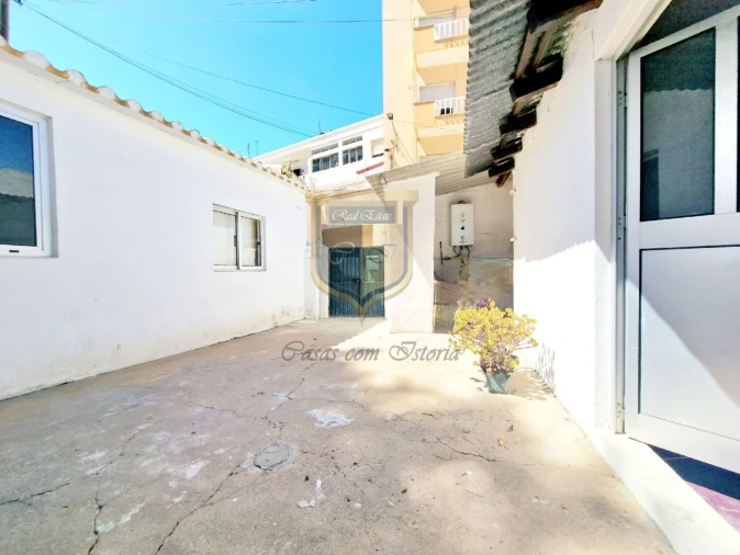 Moradia T1 para Venda em Santa Maria, São Pedro e Matacães Foto 21