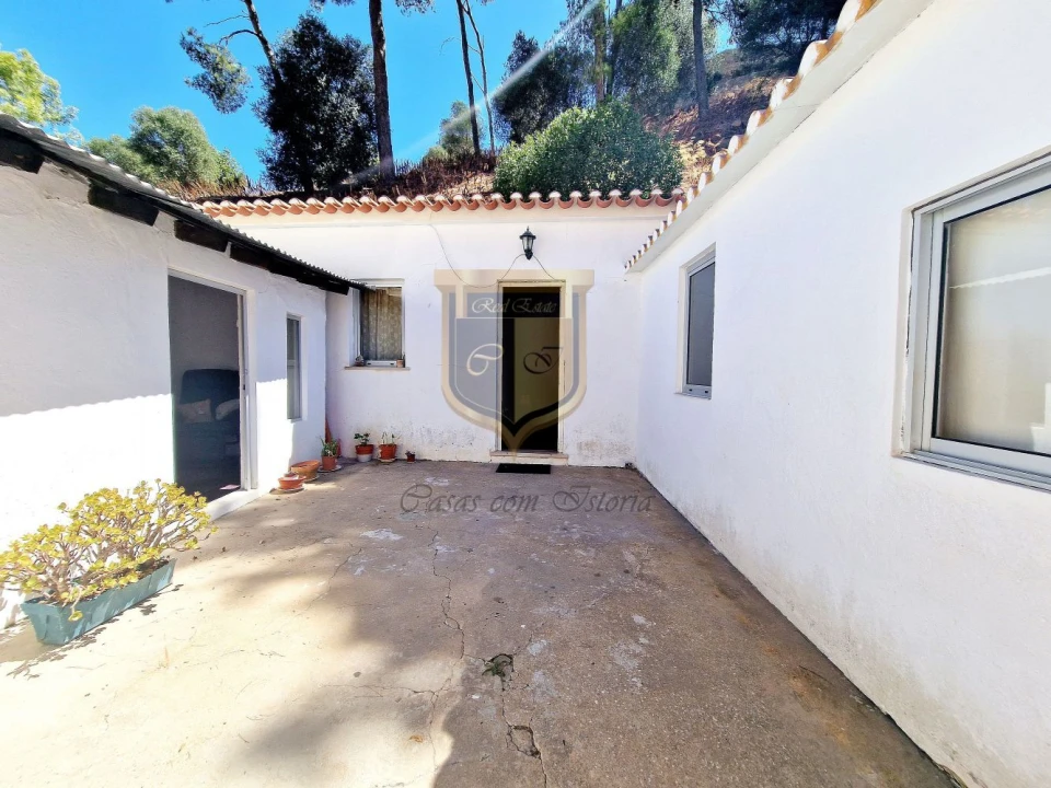 Moradia T1 para Venda em Santa Maria, São Pedro e Matacães Foto 2