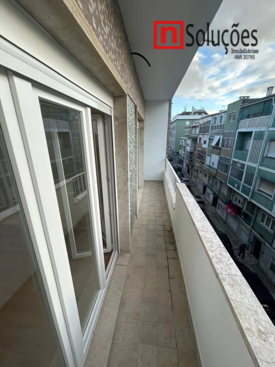 Apartamento T2 para Venda em Moscavide e Portela Foto 32