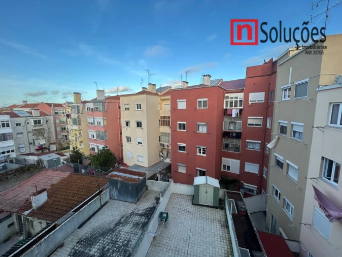 Apartamento T2 para Venda em Moscavide e Portela Foto 34