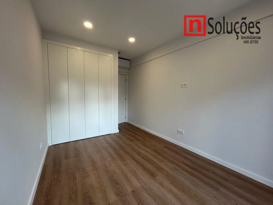 Apartamento T2 para Venda em Moscavide e Portela Foto 27