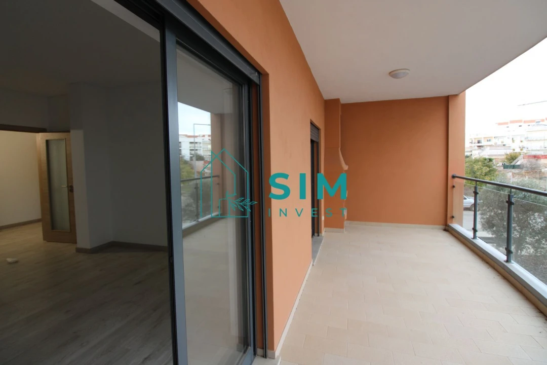 Apartamento T2 para Venda em Loule (São Clemente) Foto 5