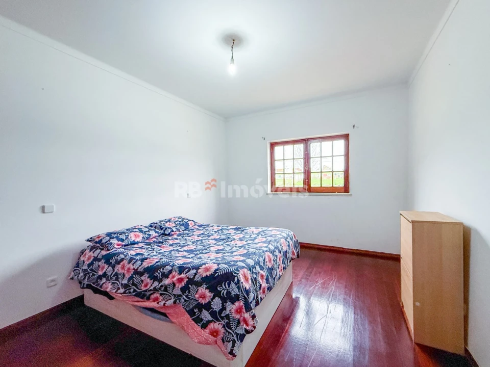 Moradia T5 para Venda em Minde Foto 32