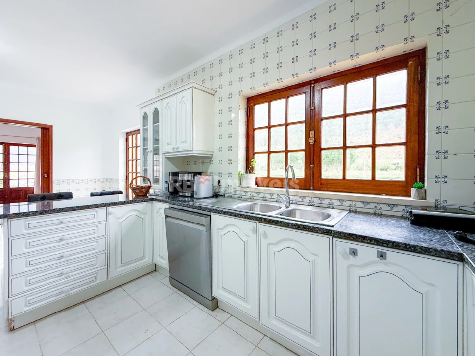 Moradia T5 para Venda em Minde Foto 45