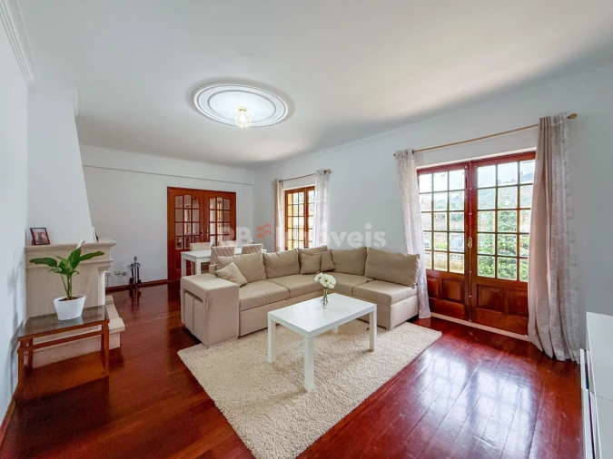 Moradia T5 para Venda em Minde Foto 3