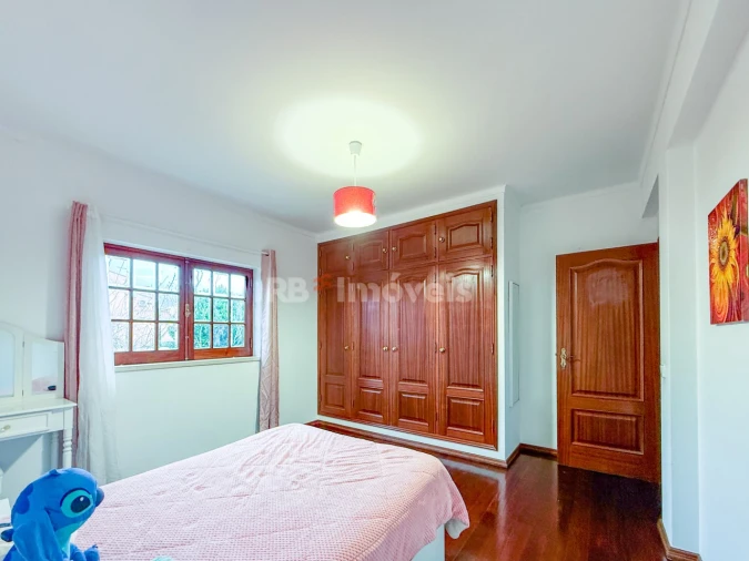 Moradia T5 para Venda em Minde Foto 11