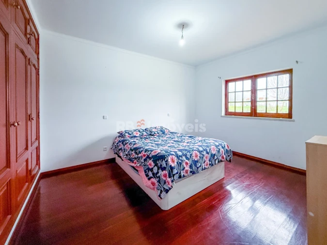 Moradia T5 para Venda em Minde Foto 31