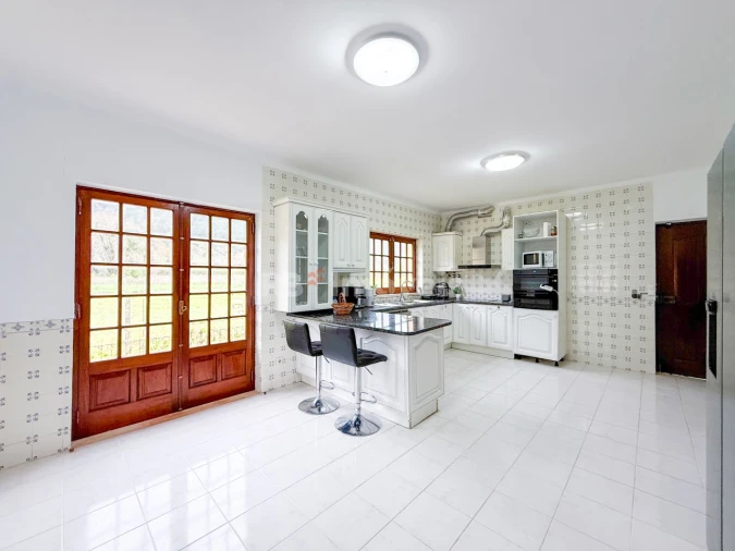 Moradia T5 para Venda em Minde Foto 38