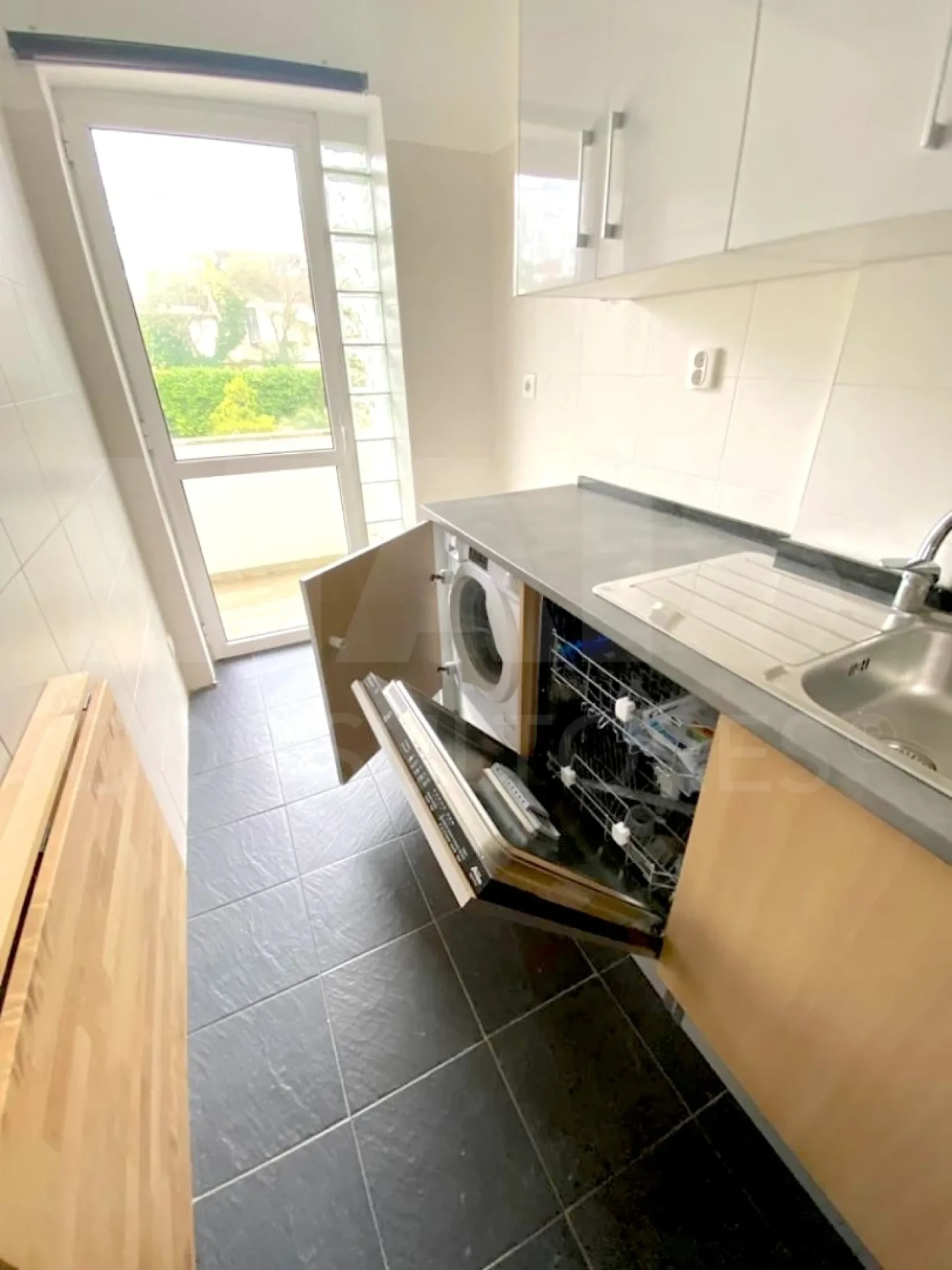 Apartamento T1 para Arrendamento em Algés, Linda-A-Velha e Cruz Quebrada-Dafundo Foto 2