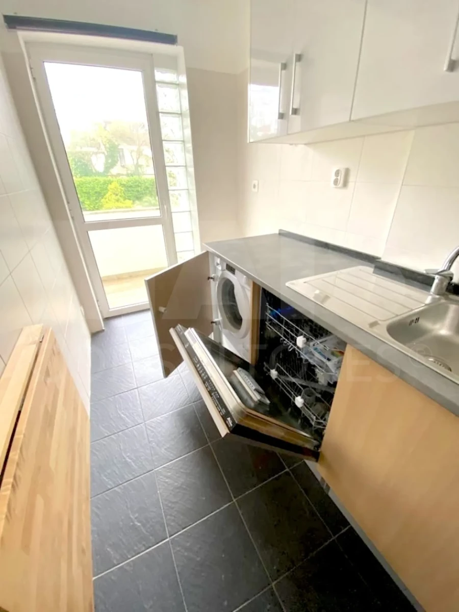 Apartamento T1 para Arrendamento em Algés, Linda-A-Velha e Cruz Quebrada-Dafundo Foto 2