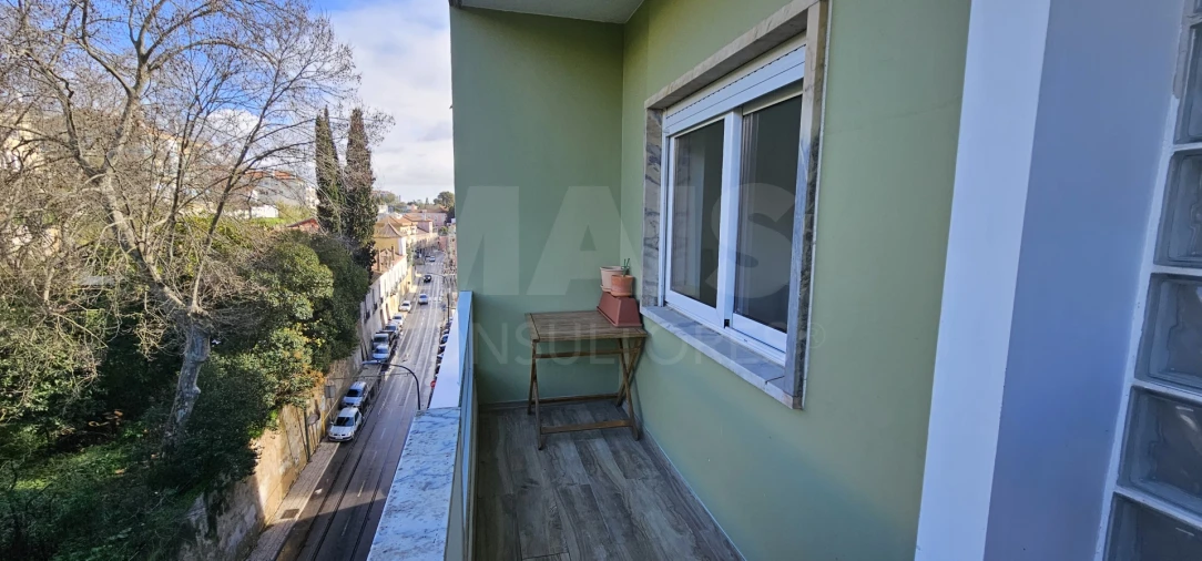 Apartamento T1 para Arrendamento em Algés, Linda-A-Velha e Cruz Quebrada-Dafundo Foto 5