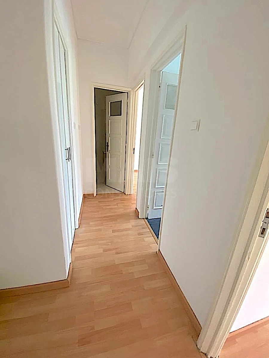 Apartamento T1 para Arrendamento em Algés, Linda-A-Velha e Cruz Quebrada-Dafundo Foto 6