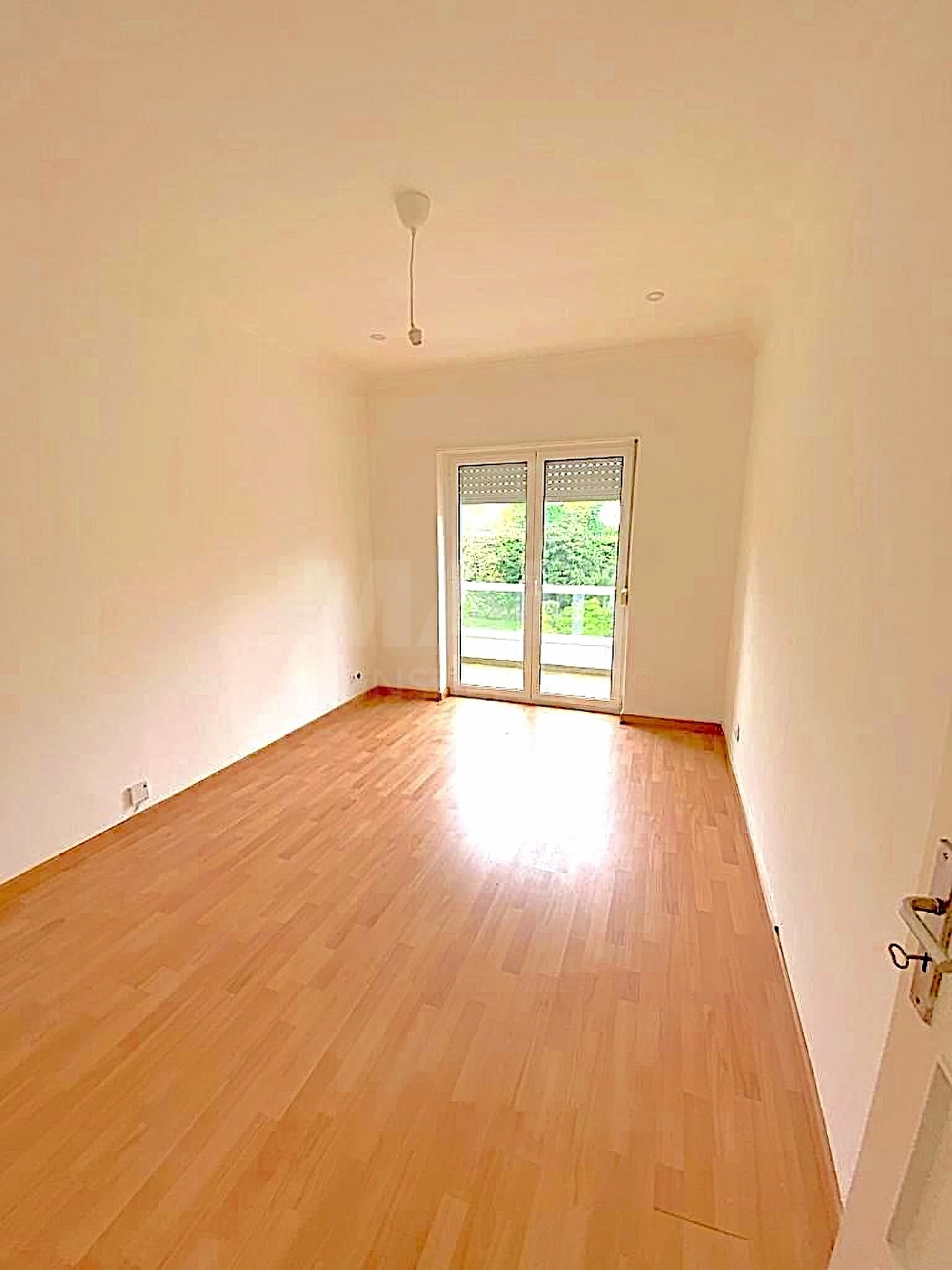 Apartamento T1 para Arrendamento em Algés, Linda-A-Velha e Cruz Quebrada-Dafundo Foto 7