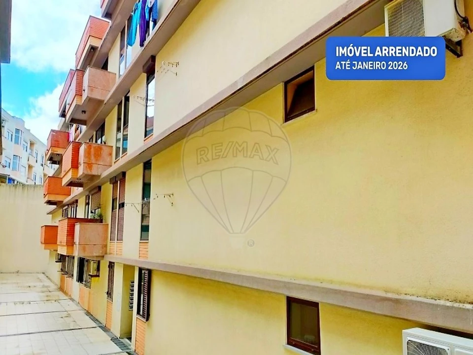 Apartamento T3 para Venda em Setubal (São Sebastião) Foto 1