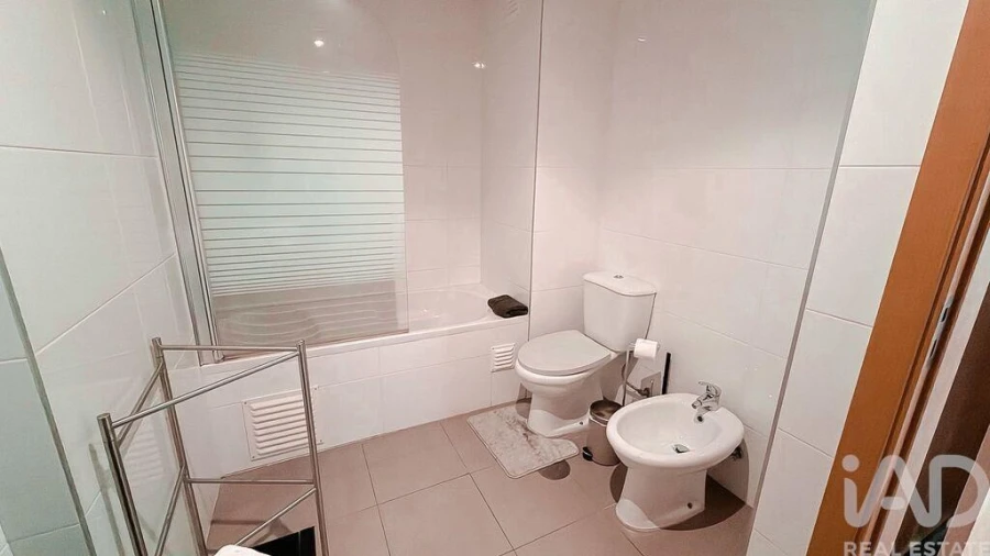 Apartamento T2 para Venda em Portimão Foto 17