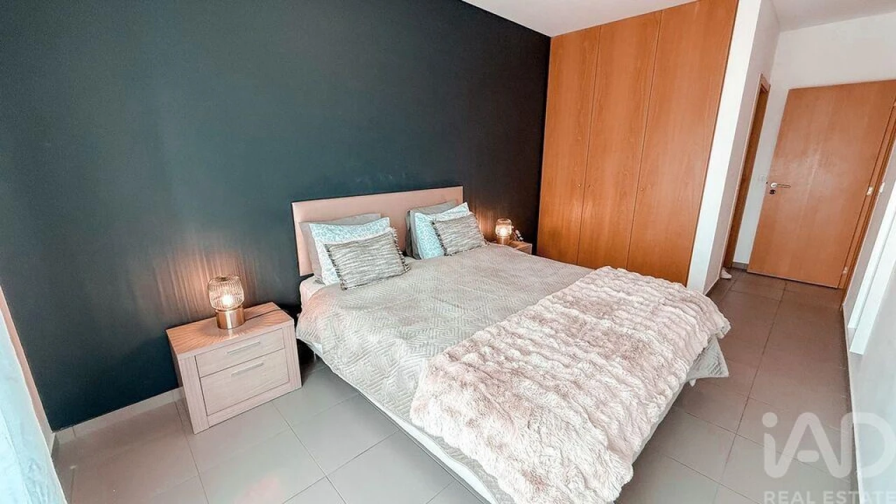 Apartamento T2 para Venda em Portimão Foto 16