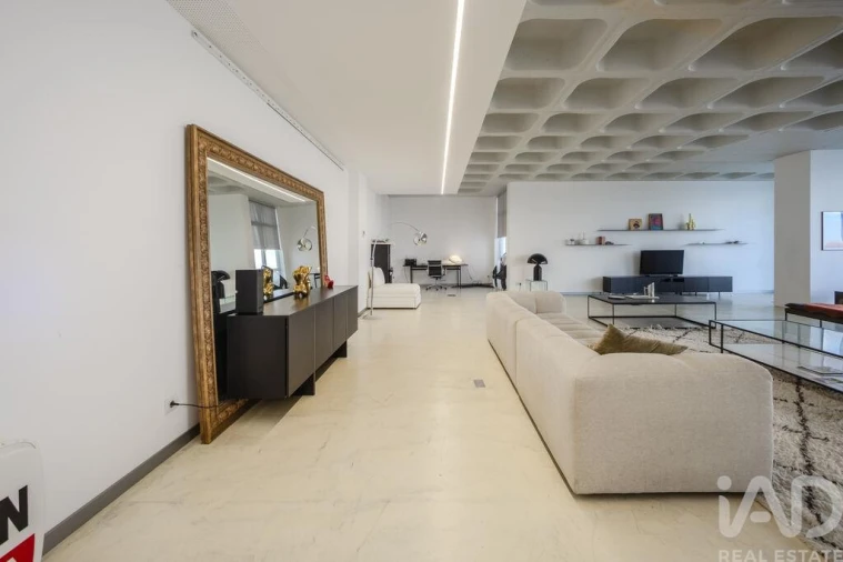 Apartamento T2 para Arrendamento em Marvila Foto 9