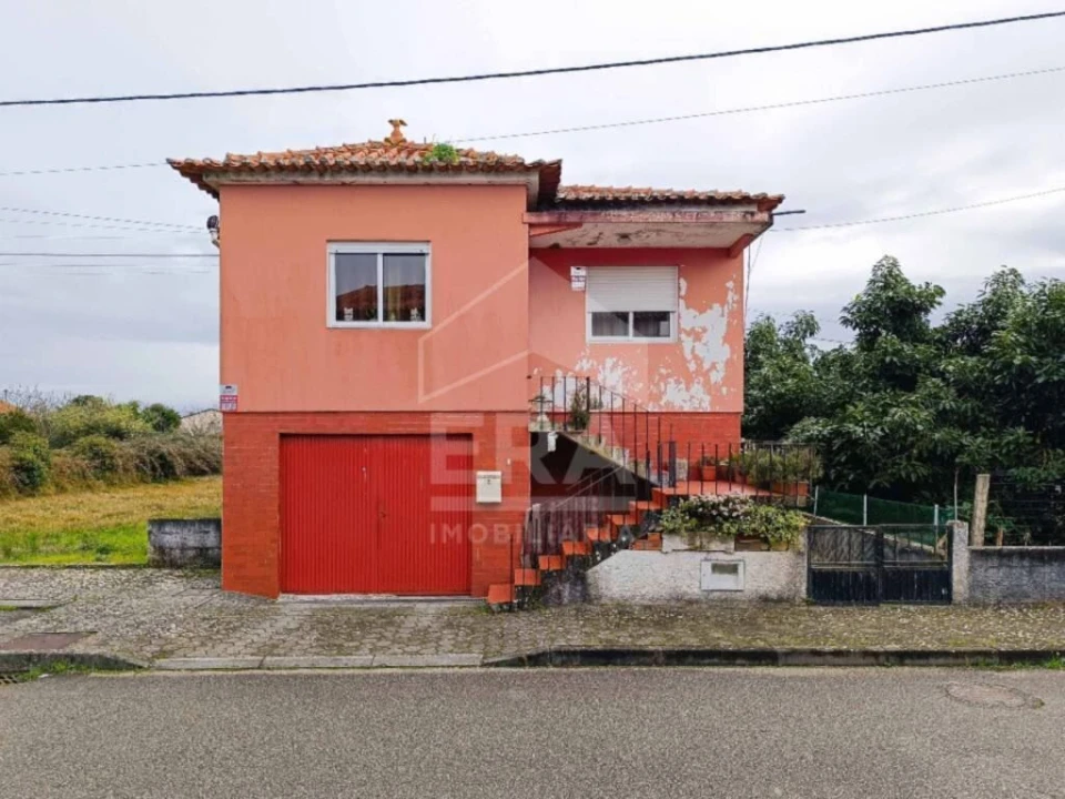 Moradia T3 para Venda em Bustos, Troviscal e Mamarrosa Foto 1