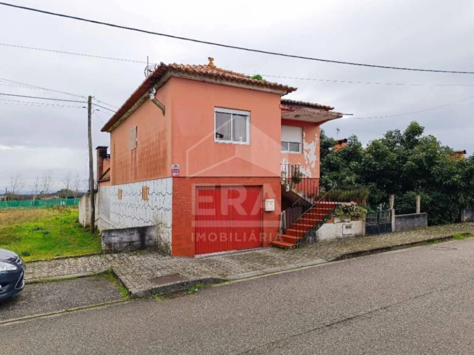 Moradia T3 para Venda em Bustos, Troviscal e Mamarrosa Foto 3