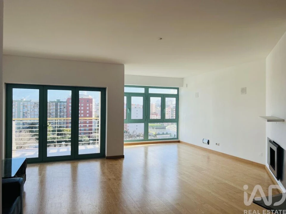 Apartamento T3 para Venda em União das Freguesias de Setúbal Foto 1