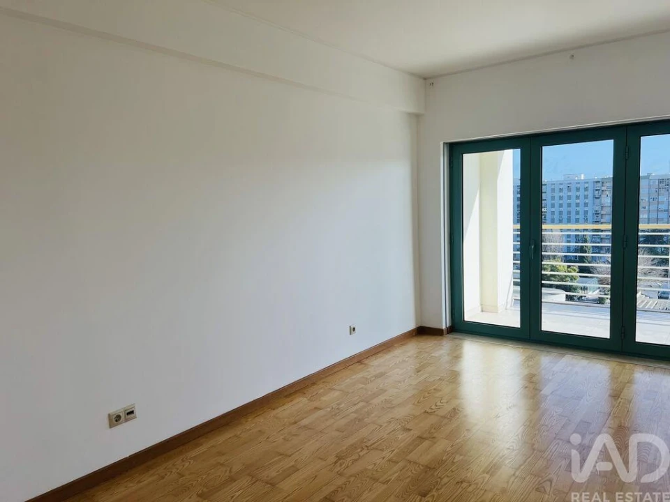 Apartamento T3 para Venda em União das Freguesias de Setúbal Foto 24