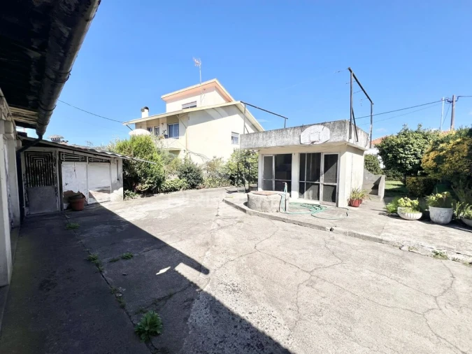 Moradia T4 para Venda em Castêlo da Maia Foto 4