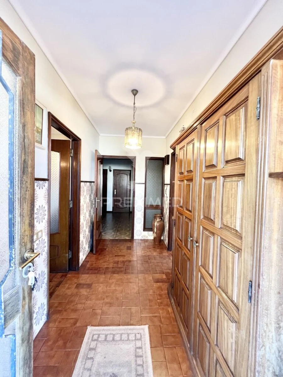 Moradia T4 para Venda em Castêlo da Maia Foto 7