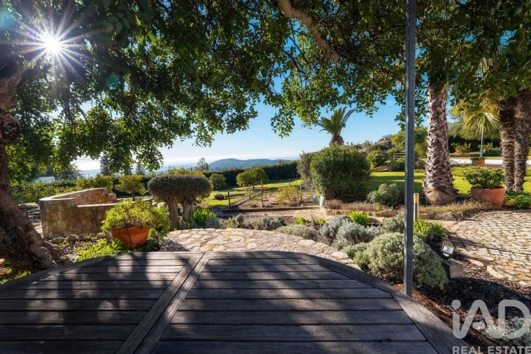 Moradia T3 para Venda em Santa Barbara de Nexe Foto 7