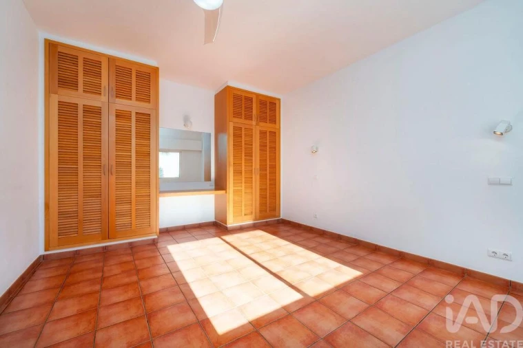 Moradia T3 para Venda em Santa Barbara de Nexe Foto 19