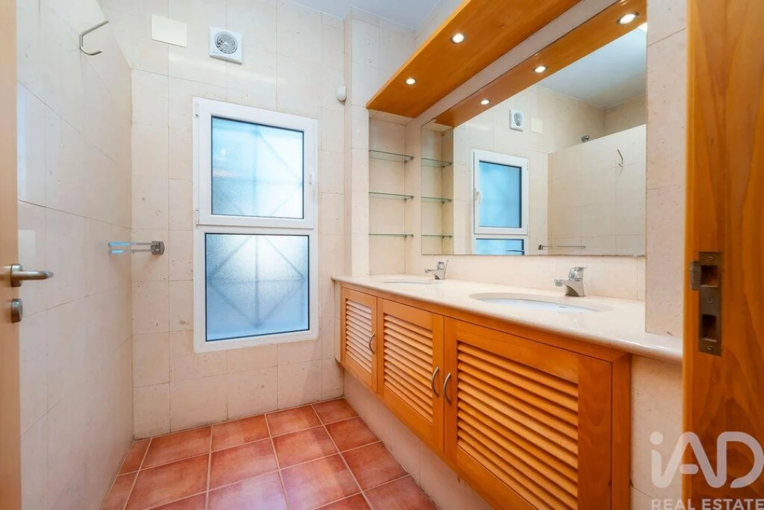 Moradia T3 para Venda em Santa Barbara de Nexe Foto 21