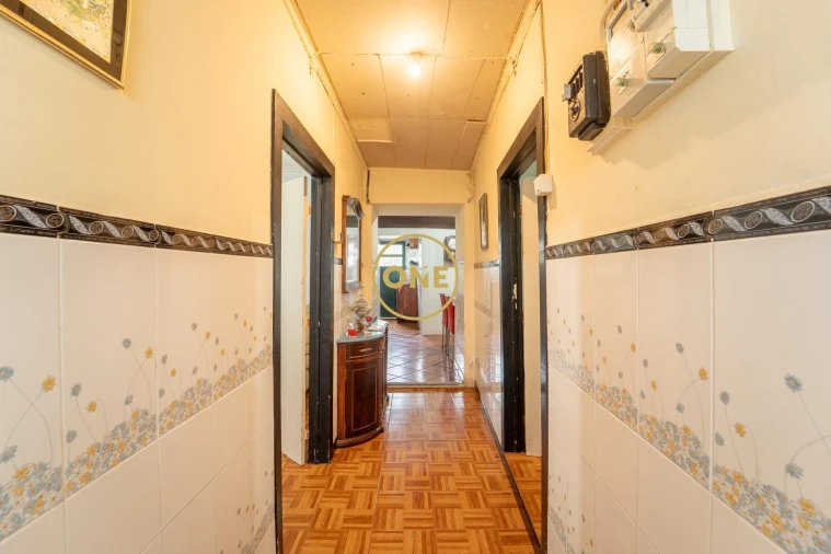 Moradia T2 para Venda em Lagoa (Nossa Senhora do Rosario) Foto 1