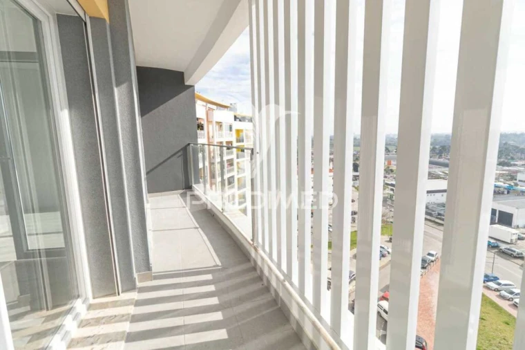 Apartamento T3 para Venda em Corroios Foto 2