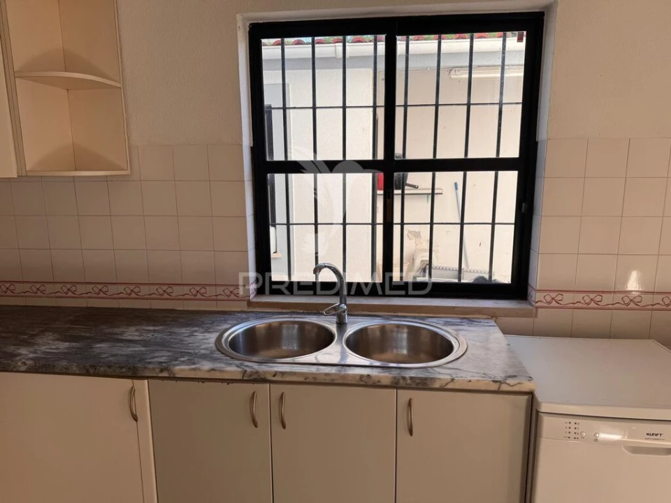 Moradia T3 para Venda em Quinta do Anjo Foto 12