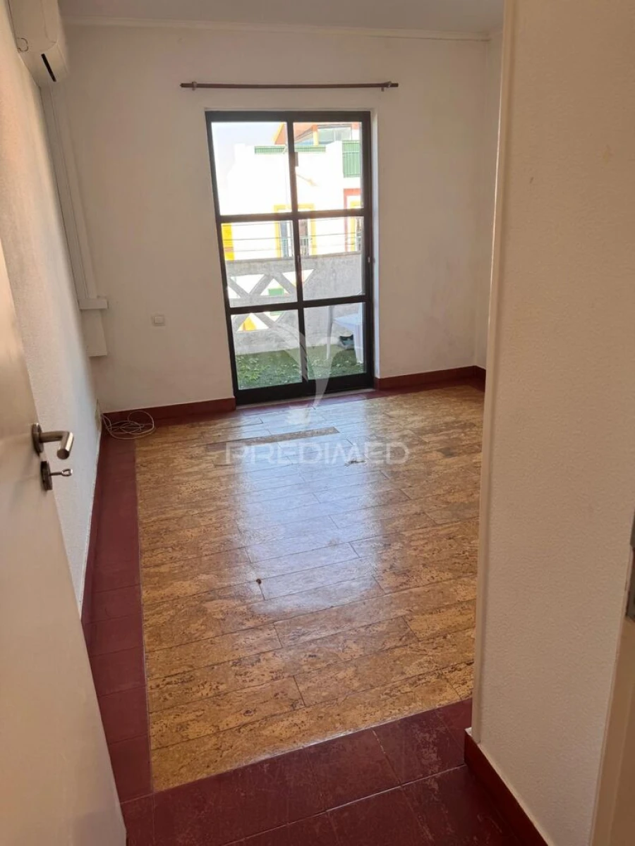 Moradia T3 para Venda em Quinta do Anjo Foto 18