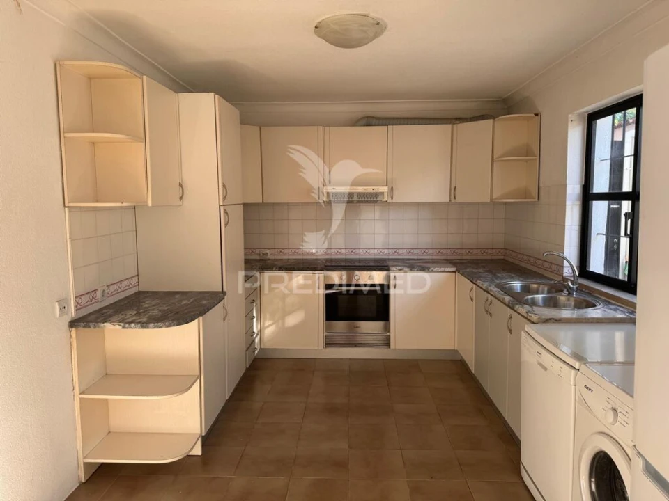 Moradia T3 para Venda em Quinta do Anjo Foto 11