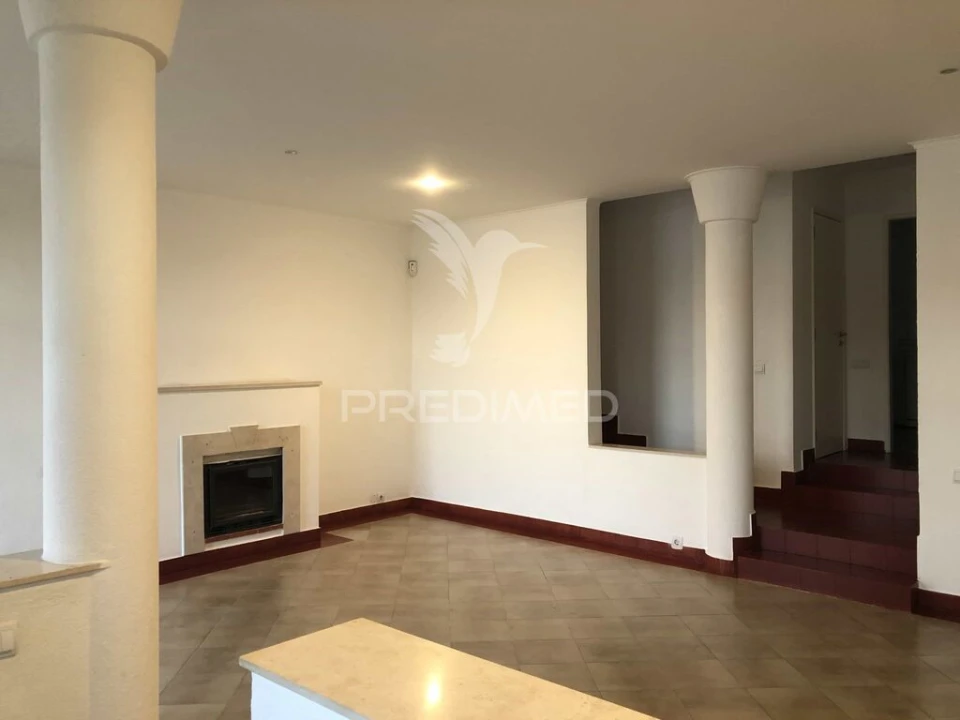 Moradia T3 para Venda em Quinta do Anjo Foto 5