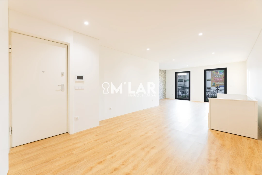 Apartamento T3 para Venda em Vila Verde e Barbudo Foto 4