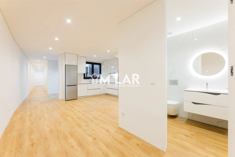 Apartamento T3 para Venda em Vila Verde e Barbudo Foto 12