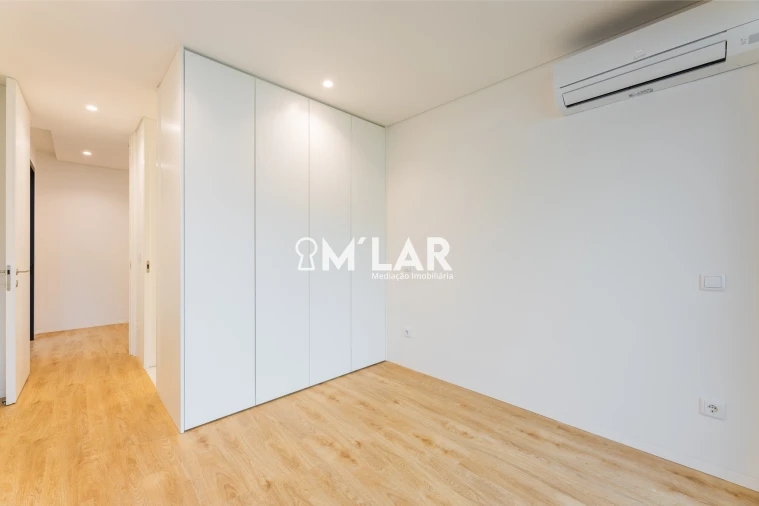 Apartamento T3 para Venda em Vila Verde e Barbudo Foto 28