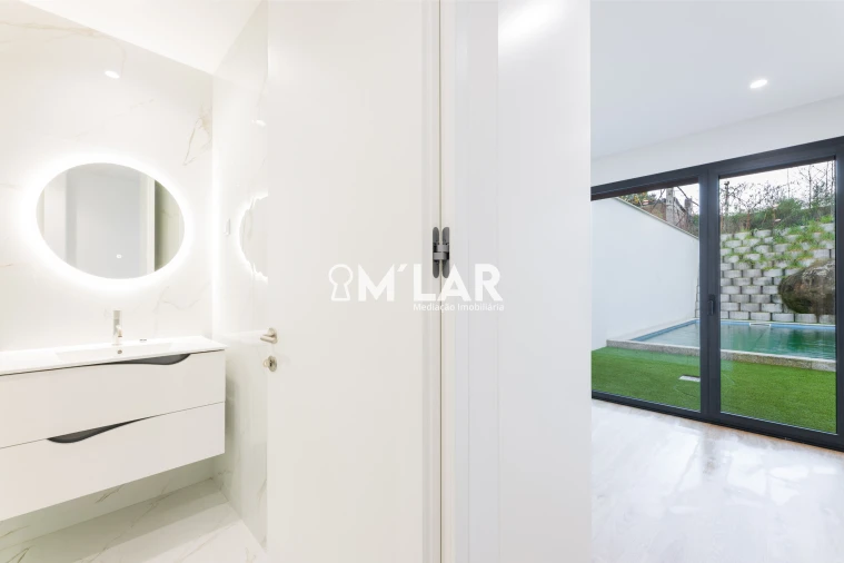 Apartamento T3 para Venda em Vila Verde e Barbudo Foto 30