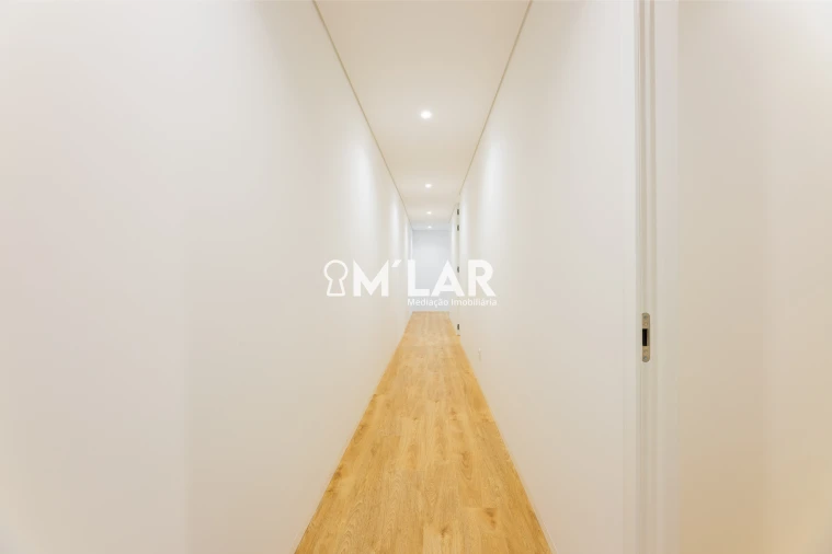 Apartamento T3 para Venda em Vila Verde e Barbudo Foto 18