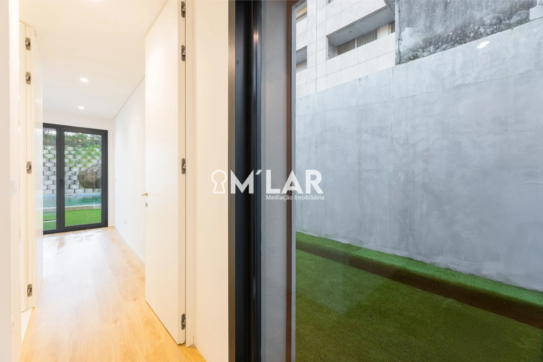 Apartamento T3 para Venda em Vila Verde e Barbudo Foto 29