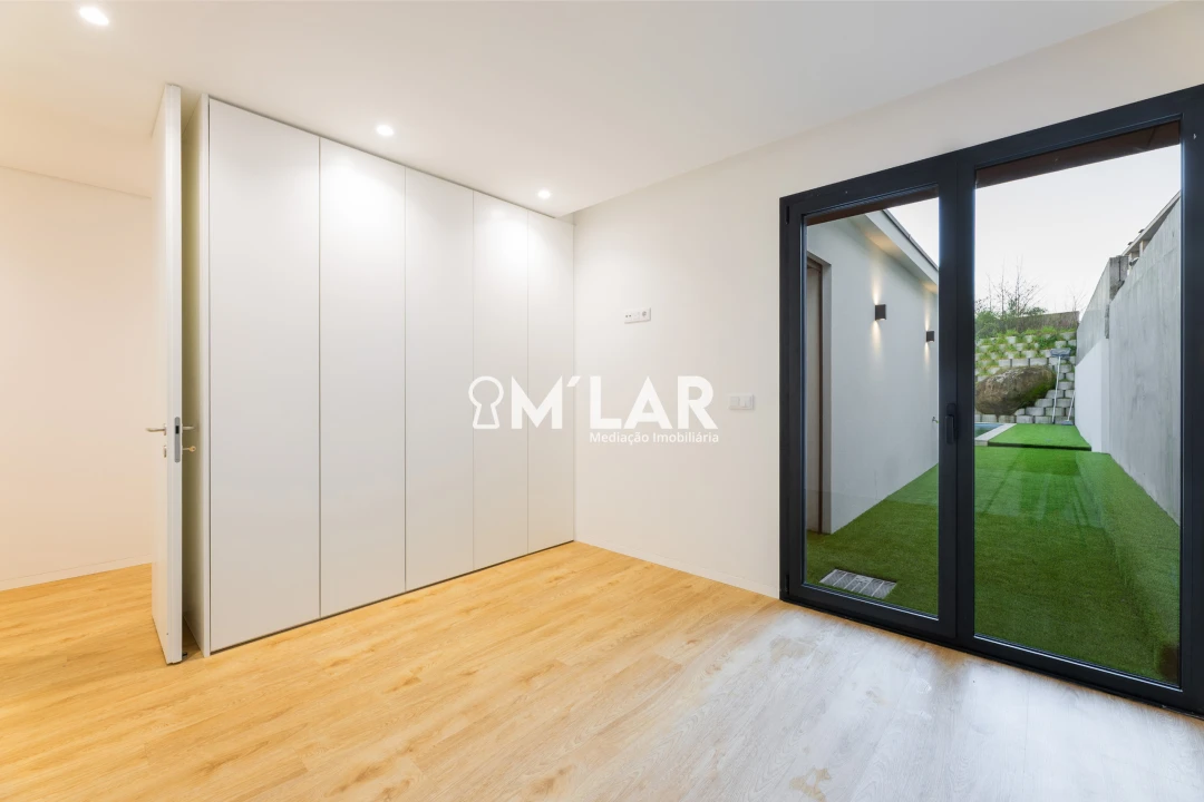 Apartamento T3 para Venda em Vila Verde e Barbudo Foto 33