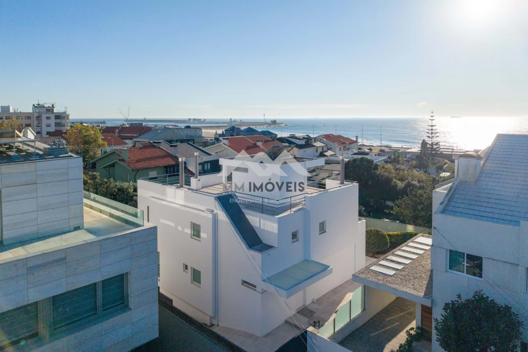 Moradia T4 para Venda em Matosinhos e Leça da Palmeira Foto 31