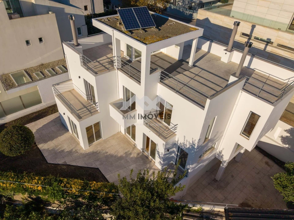 Moradia T4 para Venda em Matosinhos e Leça da Palmeira Foto 37