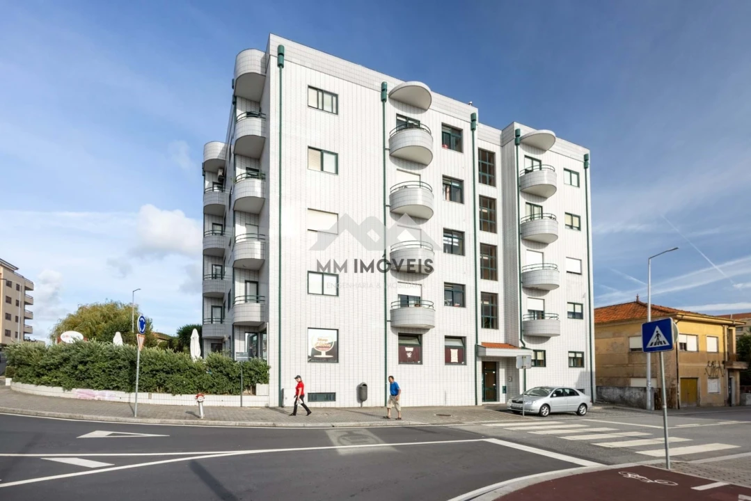 Apartamento T3 para Venda em Santa Marinha Foto 1